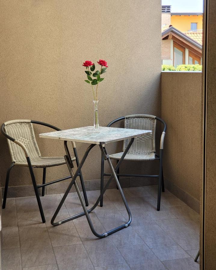 Ferienwohnung Le Rondini Barlassina Exterior foto